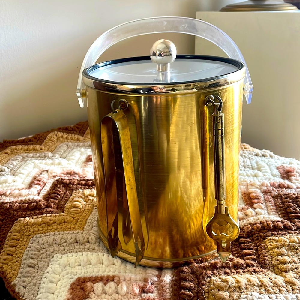 🍾 Vintage Gold Tone Ice Bucket with Utensils